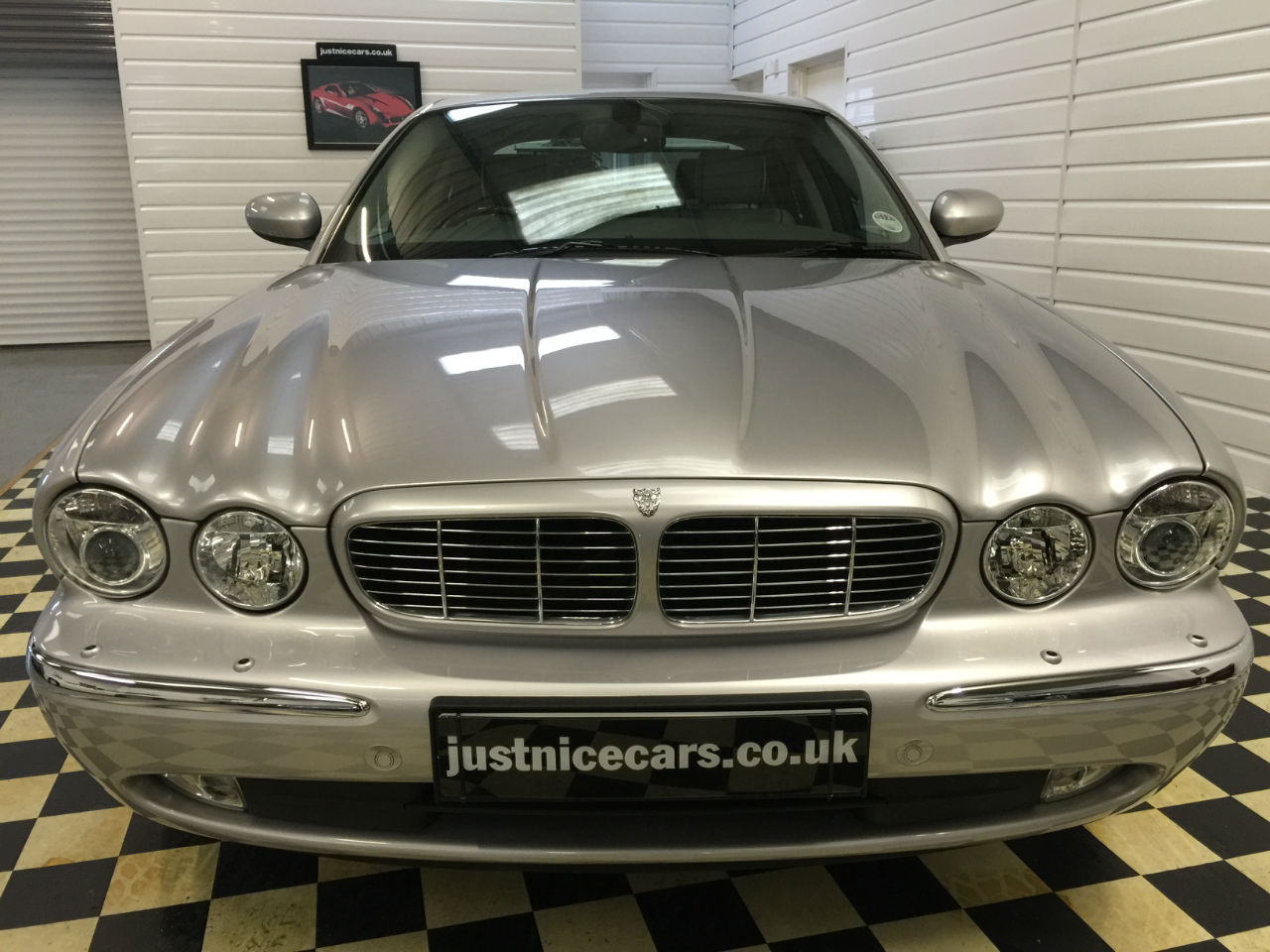 Used Jaguar XJ Series XJ8 4.2 V8 Sovereign [LWB] 4dr AutoEX ROYAL CAR