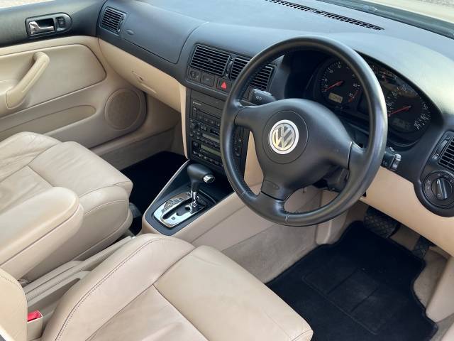 2003 Volkswagen Golf 2.3 V5 5dr Auto 170BHP