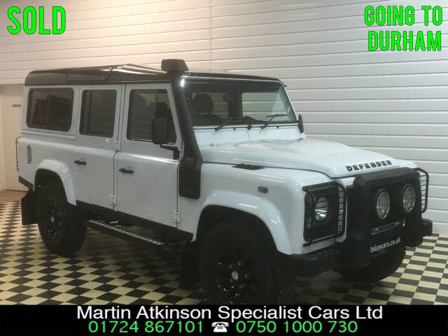 Land Rover Defender XS Station Wagon 2.2 TDCi 7 Seater Four Wheel Drive Diesel Fuji White