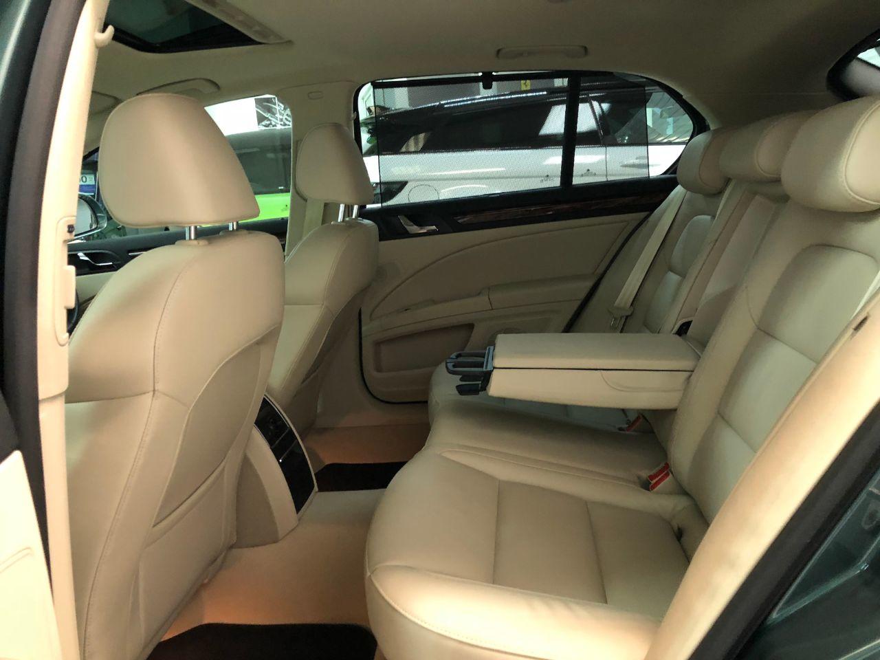 Skoda Superb 3.6 V6 Elegance 4X4 5dr DSG Hatchback Petrol Green