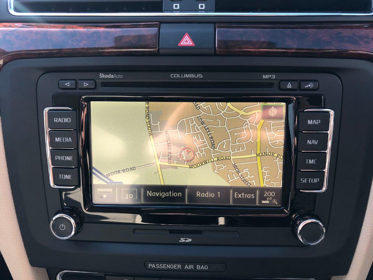 Skoda Superb 3.6 V6 Elegance 4X4 5dr DSG Hatchback Petrol Green