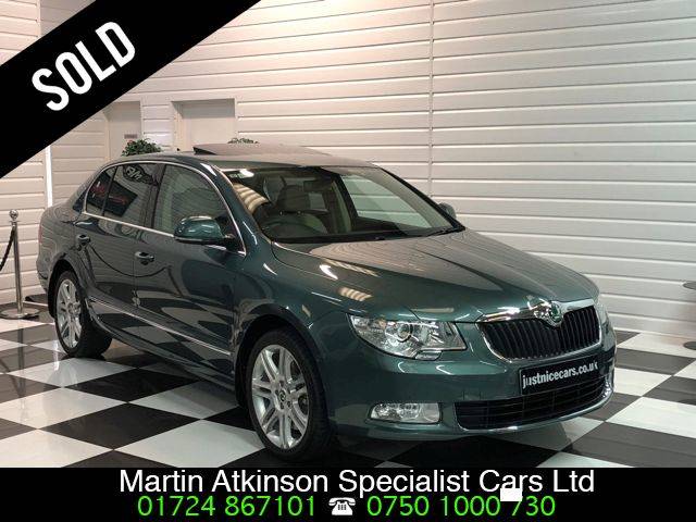 Skoda Superb 3.6 V6 Elegance 4X4 5dr DSG Hatchback Petrol Green