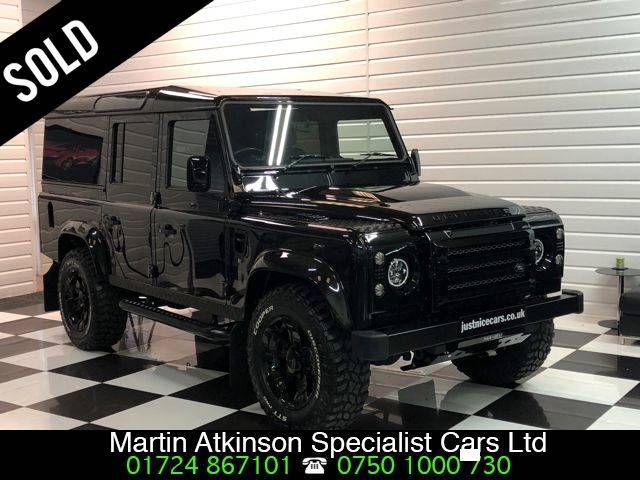 Land Rover Defender 110 XS Utility 2.2 TDCi 5 Seater Manual Diesel Combi Van Diesel Santorini Black