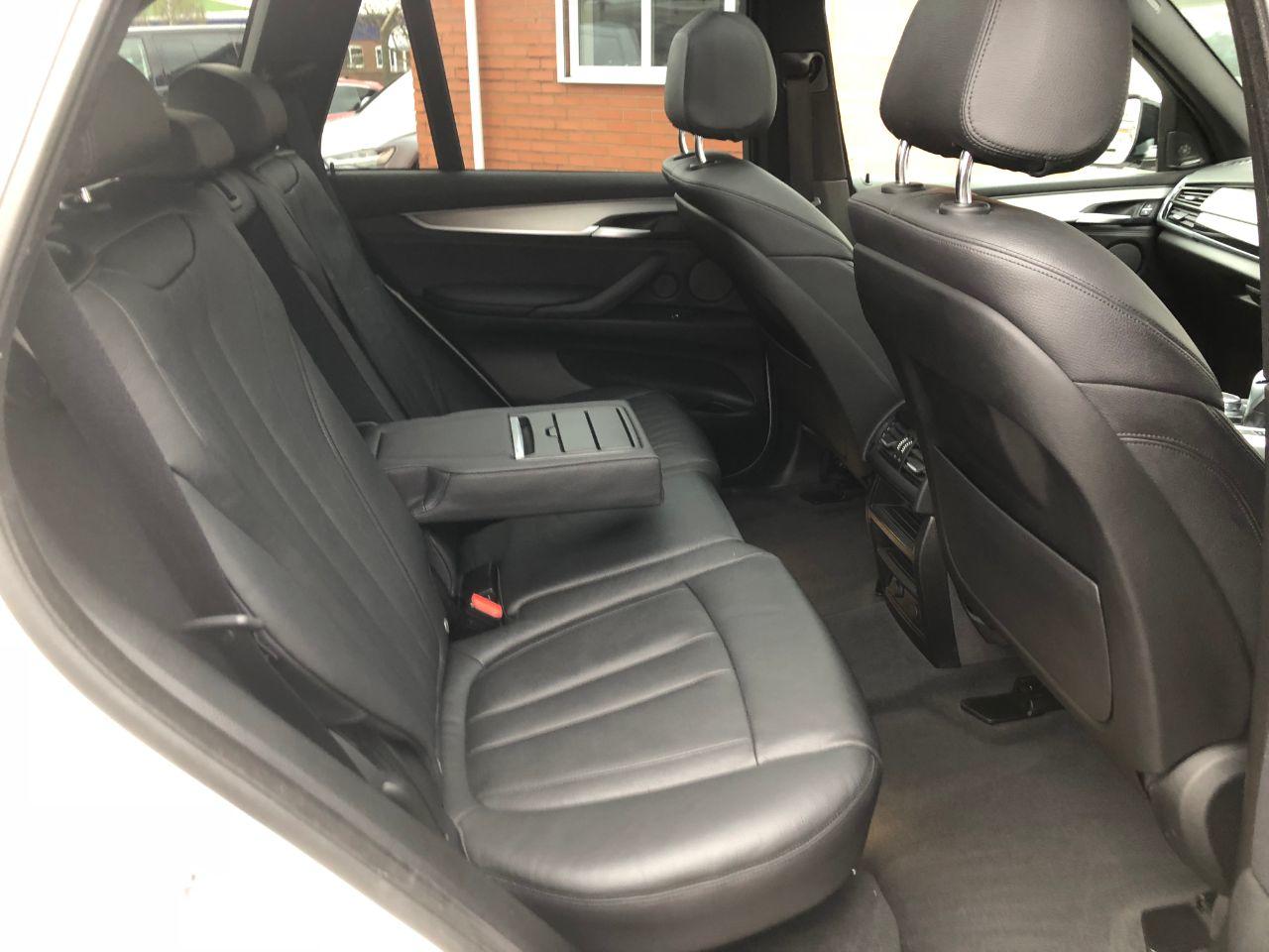 BMW X5 3.0 xDrive40d M Sport 5dr Auto 7 Seater Estate Diesel Mineral White