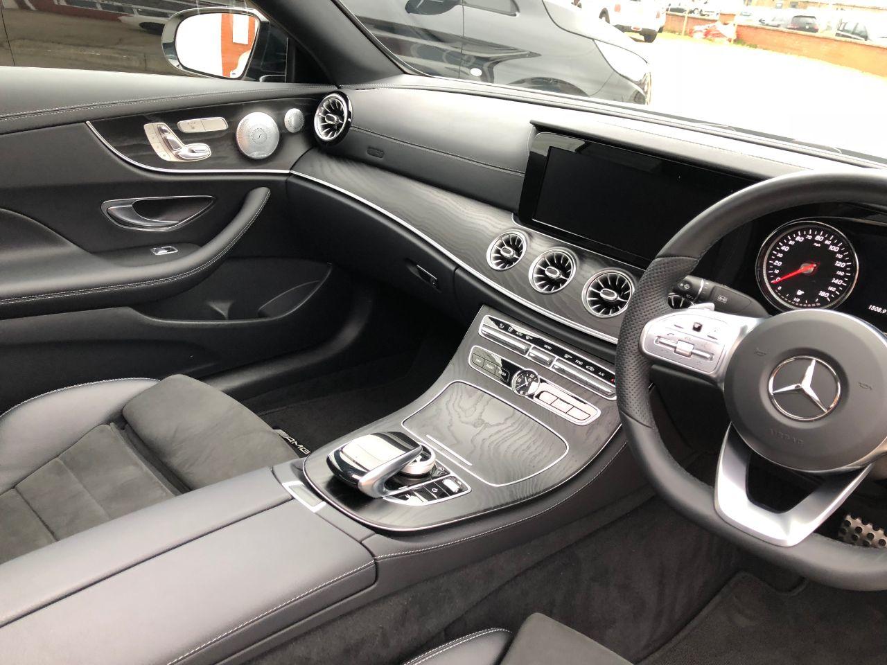 Mercedes-Benz E Class 2.0 E300 AMG Line Premium Plus 2dr 9G-Tronic Coupe Petrol Diamond White