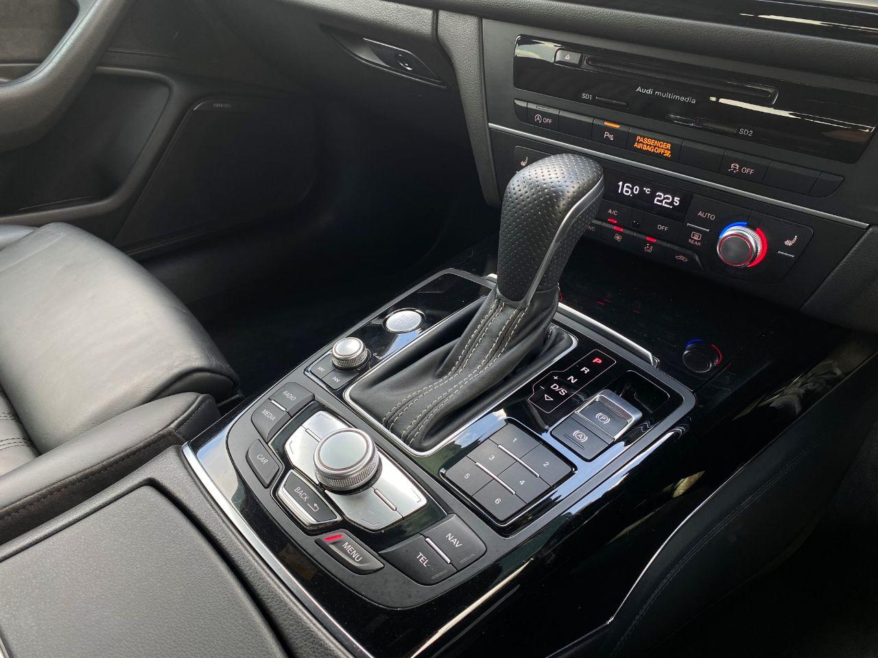 Audi A6 2.0 TDI Ultra Black Edition 5dr S Tronic Estate Diesel Tornado Grey