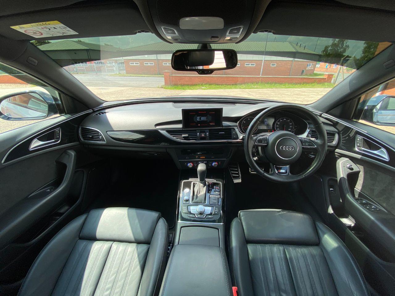 Audi A6 2.0 TDI Ultra Black Edition 5dr S Tronic Estate Diesel Tornado Grey