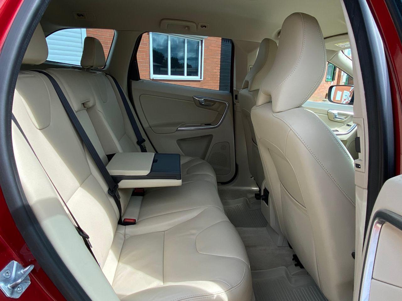 Volvo XC60 2.4 D4 SE Lux Nav 190BHP 5dr AWD Geartronic Automatic Estate Diesel Flamenco Red Metallic