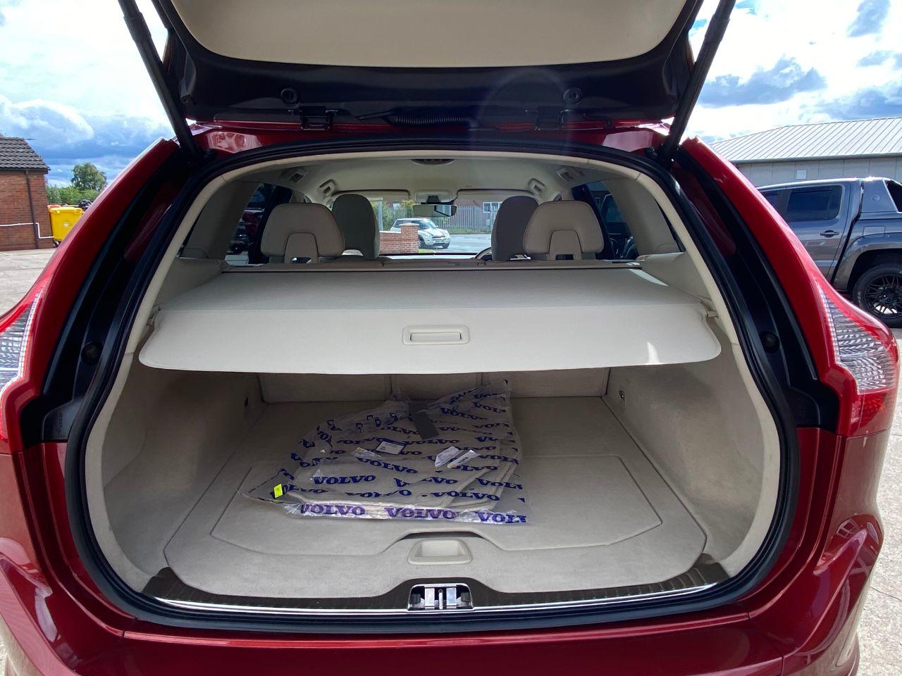 Volvo XC60 2.4 D4 SE Lux Nav 190BHP 5dr AWD Geartronic Automatic Estate Diesel Flamenco Red Metallic