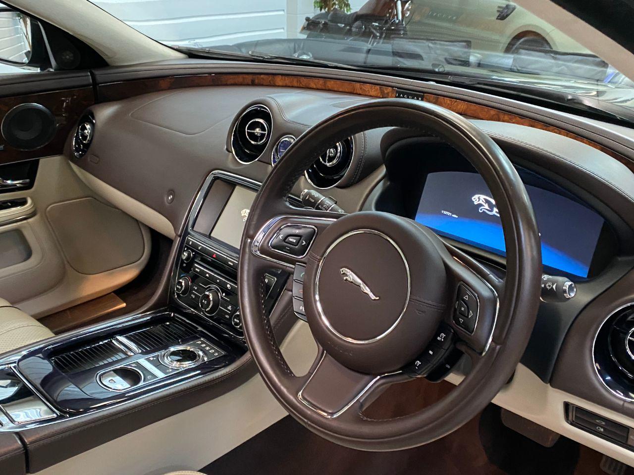 Jaguar Xj XJL 3.0d V6 Portfolio 4dr Auto LWB Saloon Diesel Black