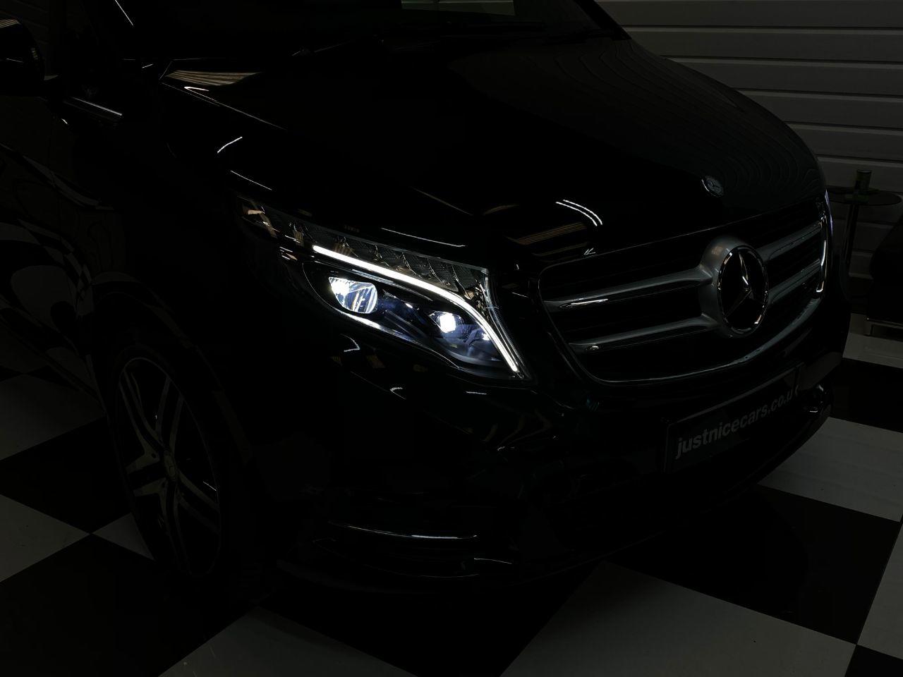 Mercedes-Benz V Class V220 Sport 2.2 CDi BlueTec Sport XLWB Extra Long Crew Van Diesel Obsidian Black Metallic