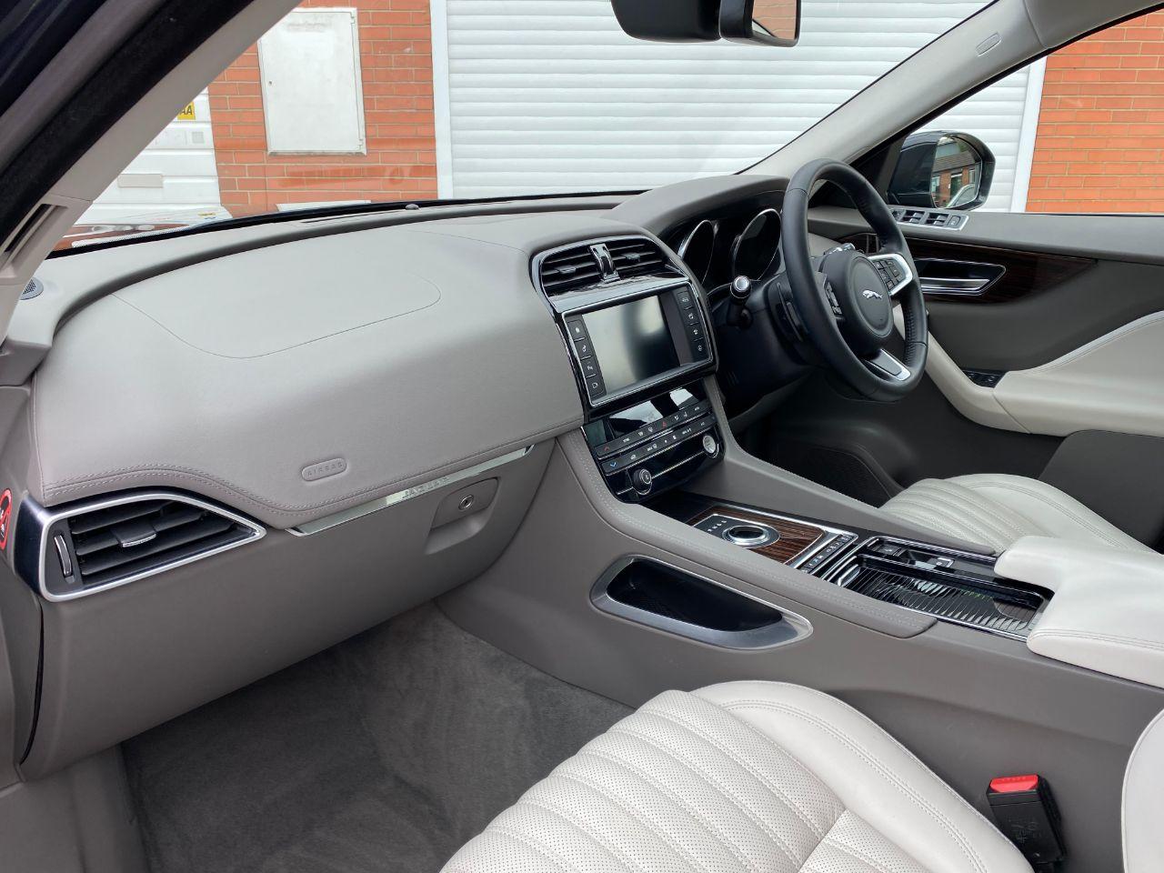 Jaguar F-pace 2.0i Portfolio 5dr AWD Automatic 300BHP Estate Petrol Loire Blue Metallic