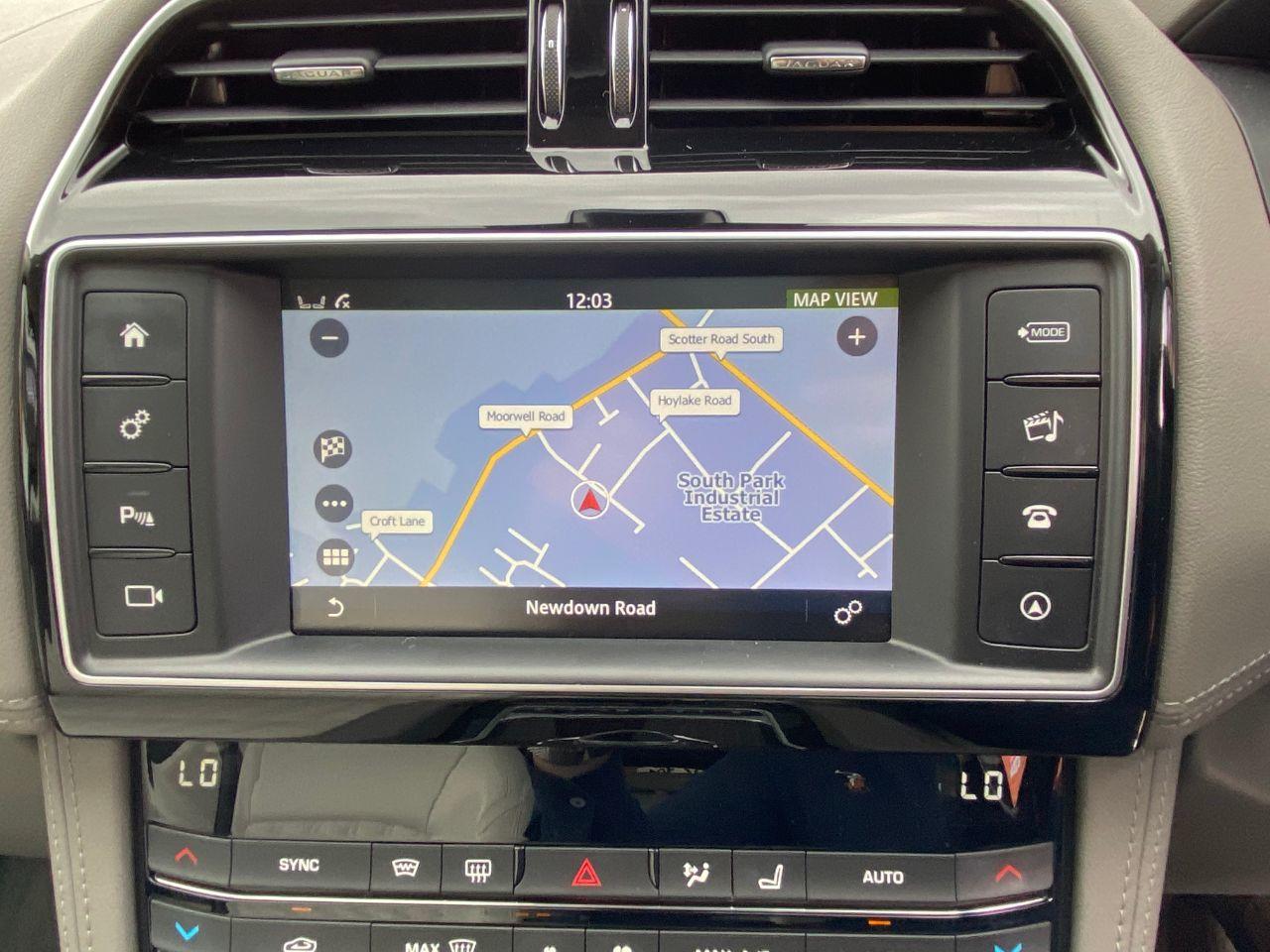 Jaguar F-pace 2.0i Portfolio 5dr AWD Automatic 300BHP Estate Petrol Loire Blue Metallic
