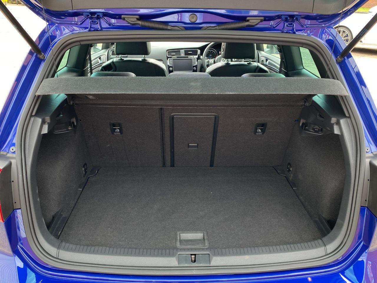 Volkswagen Golf 2.0 TSi R 300BHP 4Motion Manual 3dr Hatchback Petrol Lapiz Blue