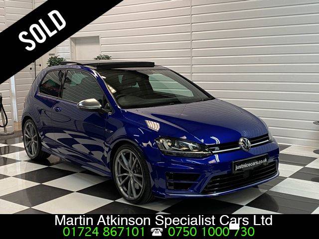 Volkswagen Golf 2.0 TSi R 300BHP 4Motion Manual 3dr Hatchback Petrol Lapiz Blue