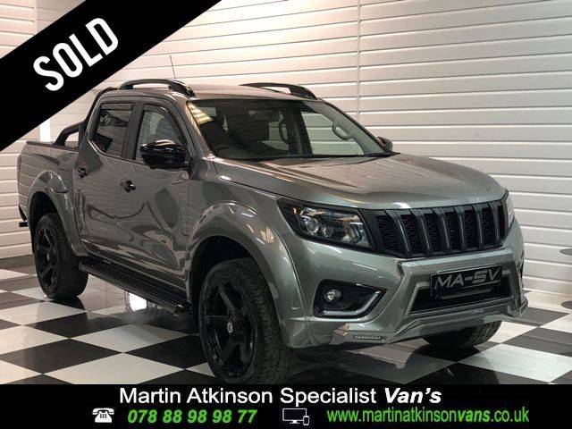 Nissan Navara Double Cab Pick Up MA-SV Edition N-Guard 2.3dCi 190 4WD Auto Pick Up Diesel Grey