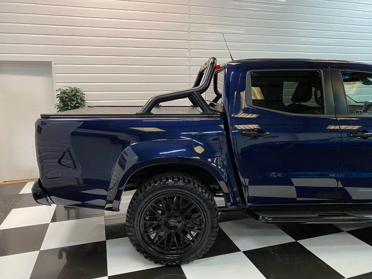 Mercedes-benz X Class 2.3 250d 4Matic Progressive Double Cab Pickup Auto Pick Up Diesel Cavansite Blue Metallic