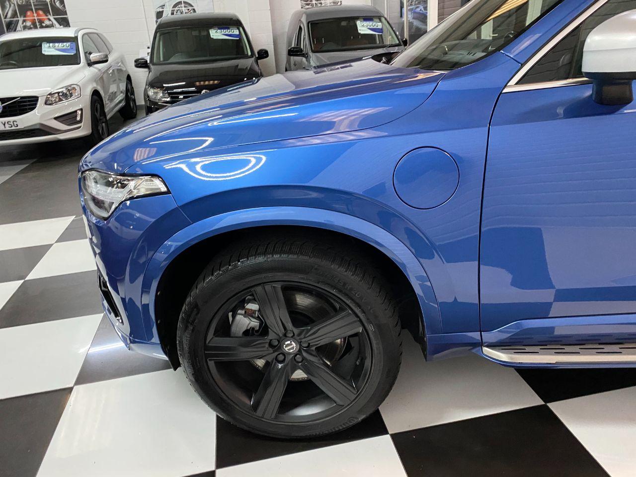 Volvo XC90 2.0 T8 Hybrid R-Design 5dr Geartronic Estate Petrol / Electric Hybrid Blue Metallic
