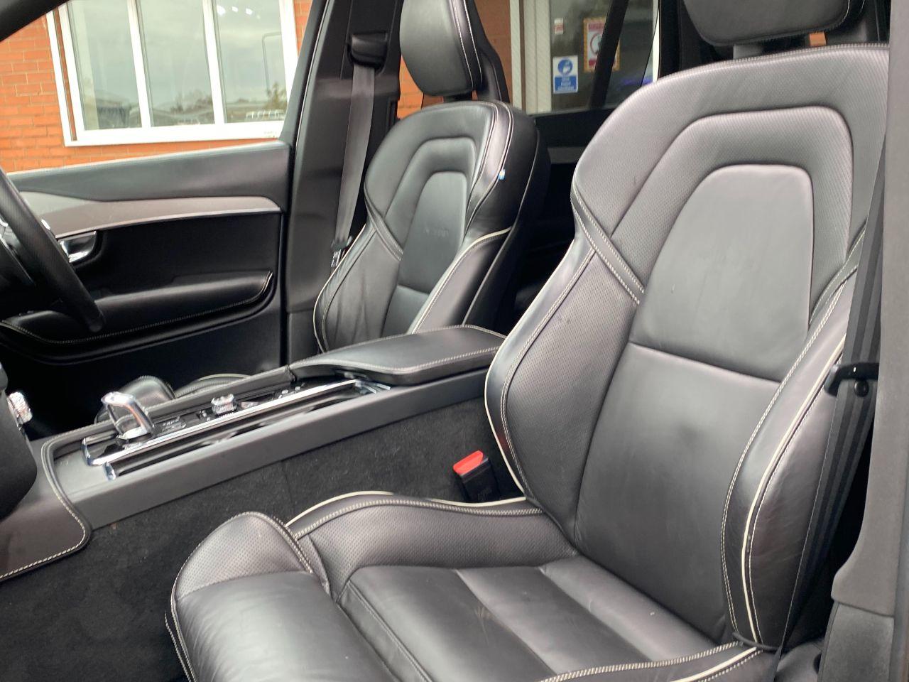 Volvo XC90 2.0 T8 Hybrid R-Design 5dr Geartronic Estate Petrol / Electric Hybrid Blue Metallic