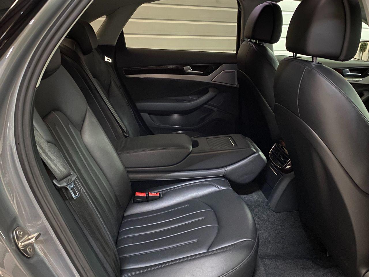 Audi A8 3.0 V6 TDi Quattro SE Executive Automatic Saloon Diesel Quartz Grey