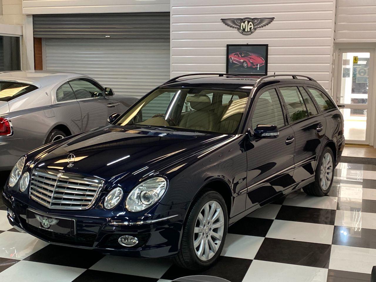 Mercedes-Benz E Class E500 5.5 V8 Elegance Estate Automatic Estate Petrol Tansanite Blue Metallic