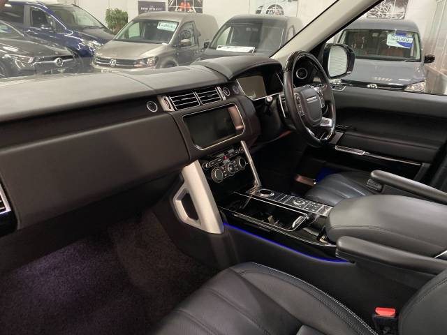 2017 Land Rover Range Rover 4.4 SDV8 Autobiography 4dr Automatic