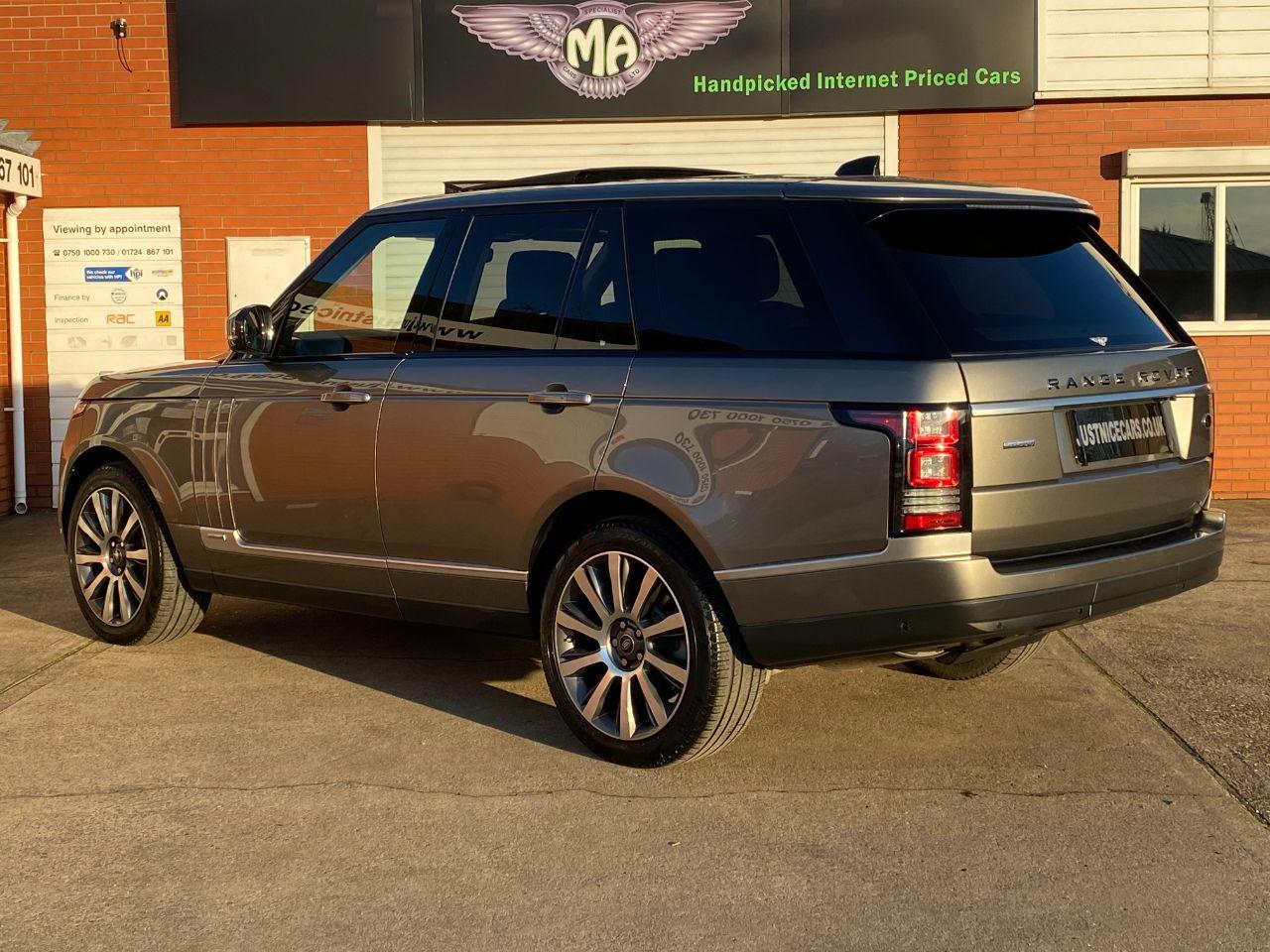 Land Rover Range Rover 4.4 SDV8 Autobiography 4dr Automatic Estate Diesel Silicon Silver Premium Metallic