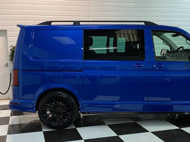 2020 Volkswagen Transporter T6.1 2.0 BiTDi 199BHP Highline Kombi Van 4Motion DSG Automatic