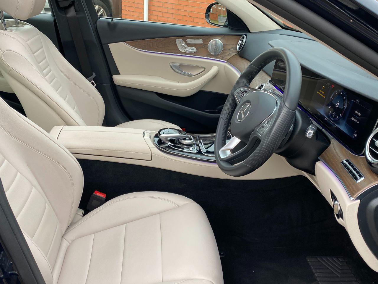 Mercedes-Benz E Class E350d 3.0 V6 SE Premium Plus 4dr 9G-Tronic Saloon Diesel Kallaite Green Metallic