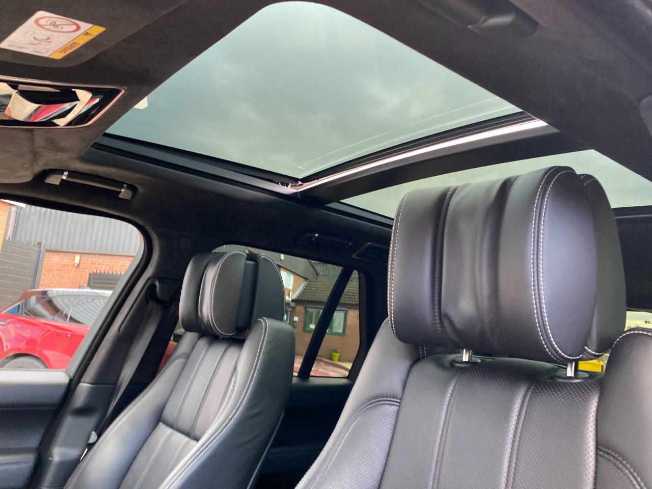 Land Rover Range Rover 4.4 SDV8 Autobiography 4dr Auto Estate Diesel Santorini Black Metallic