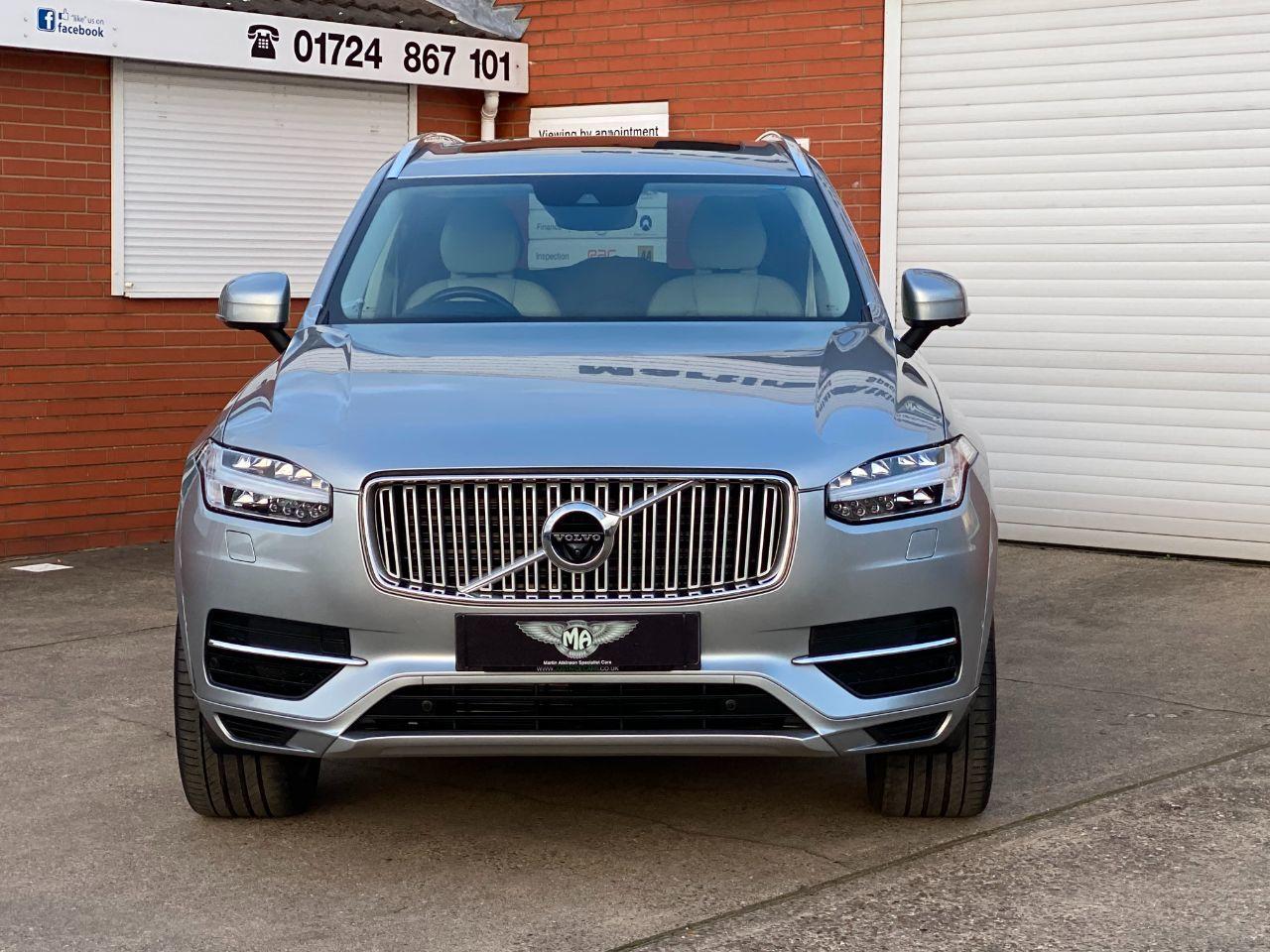 Volvo XC90 2.0 T8 Hybrid Inscription 5dr Geartronic Estate Petrol / Electric Hybrid Electric Premium Silver Metallic