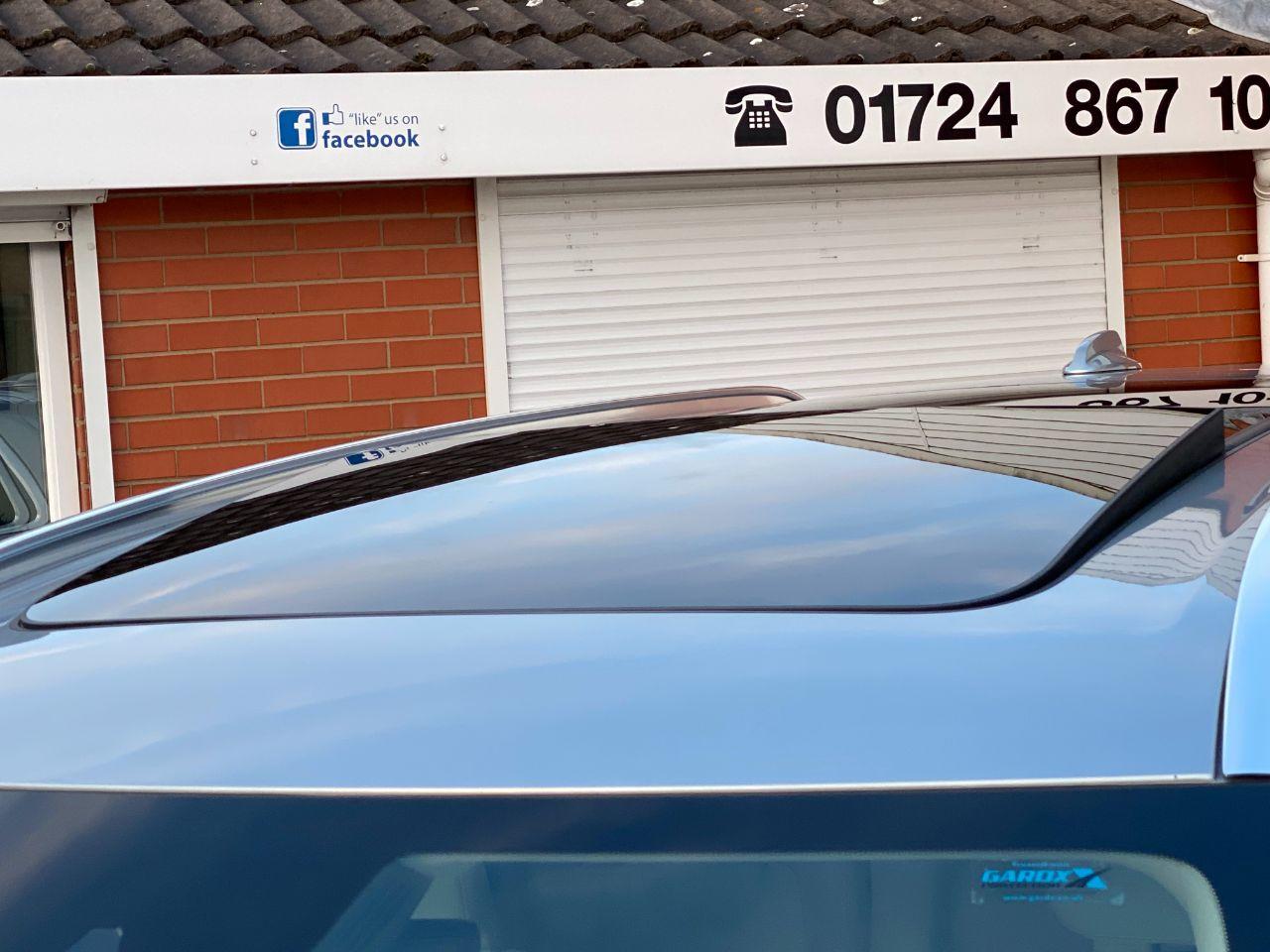 Volvo XC90 2.0 T8 Hybrid Inscription 5dr Geartronic Estate Petrol / Electric Hybrid Electric Premium Silver Metallic