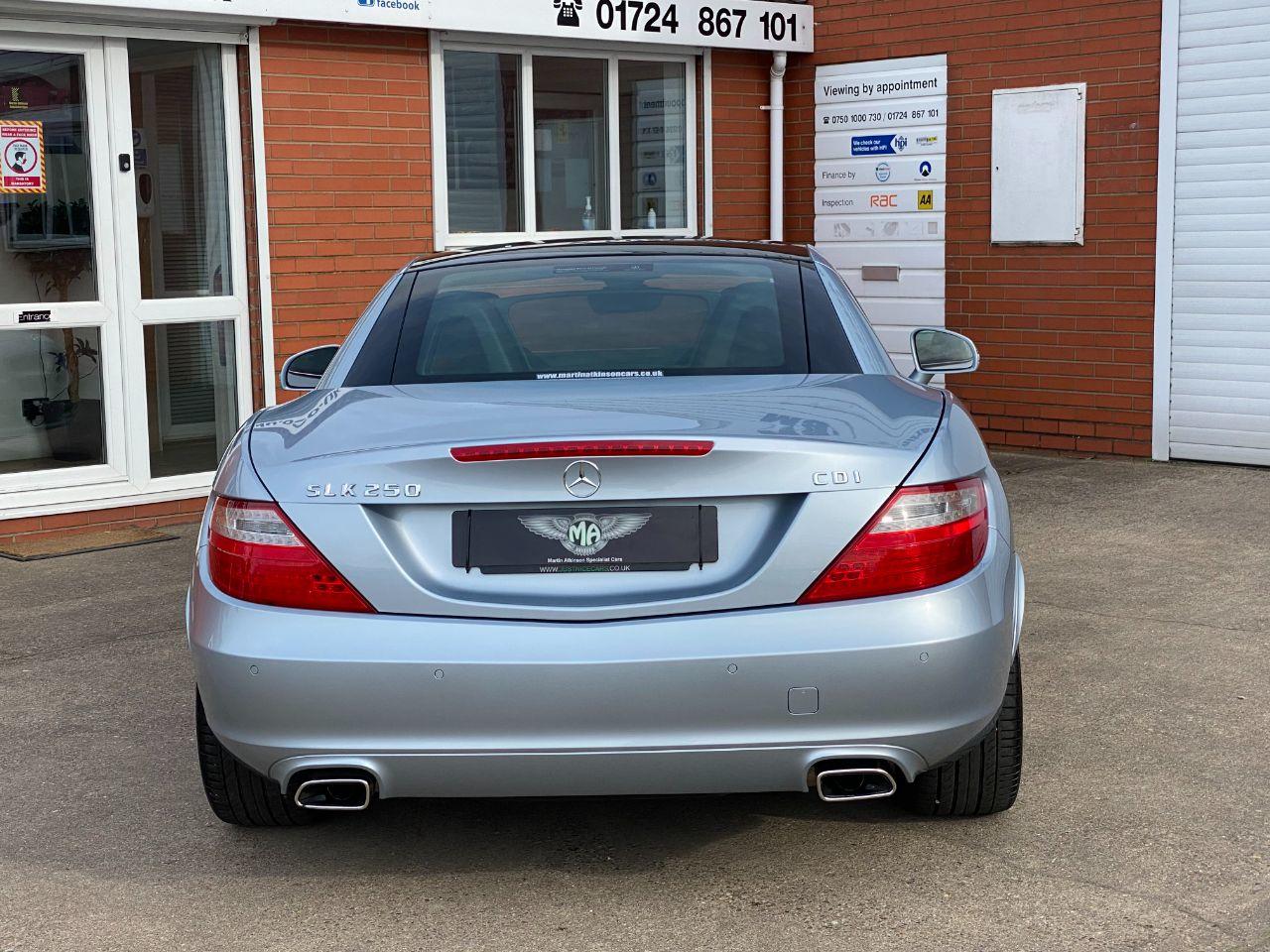 Mercedes-Benz SLK 2.1 SLK250 CDi BLUEEFFICIENCY 7G-Tronic Convertible Diesel Diamond Silver Blue Metallic