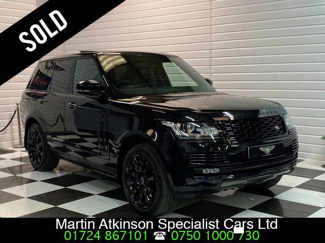 Land Rover Range Rover 4.4 SDV8 Autobiography 4dr Auto Estate Diesel Santorini Black Metallic