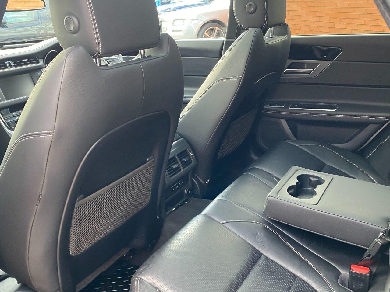 Jaguar XF Sportbrake 2.0d D240 R-Sport 5dr Auto AWD 240PS Estate Diesel Indus Silver Metallic