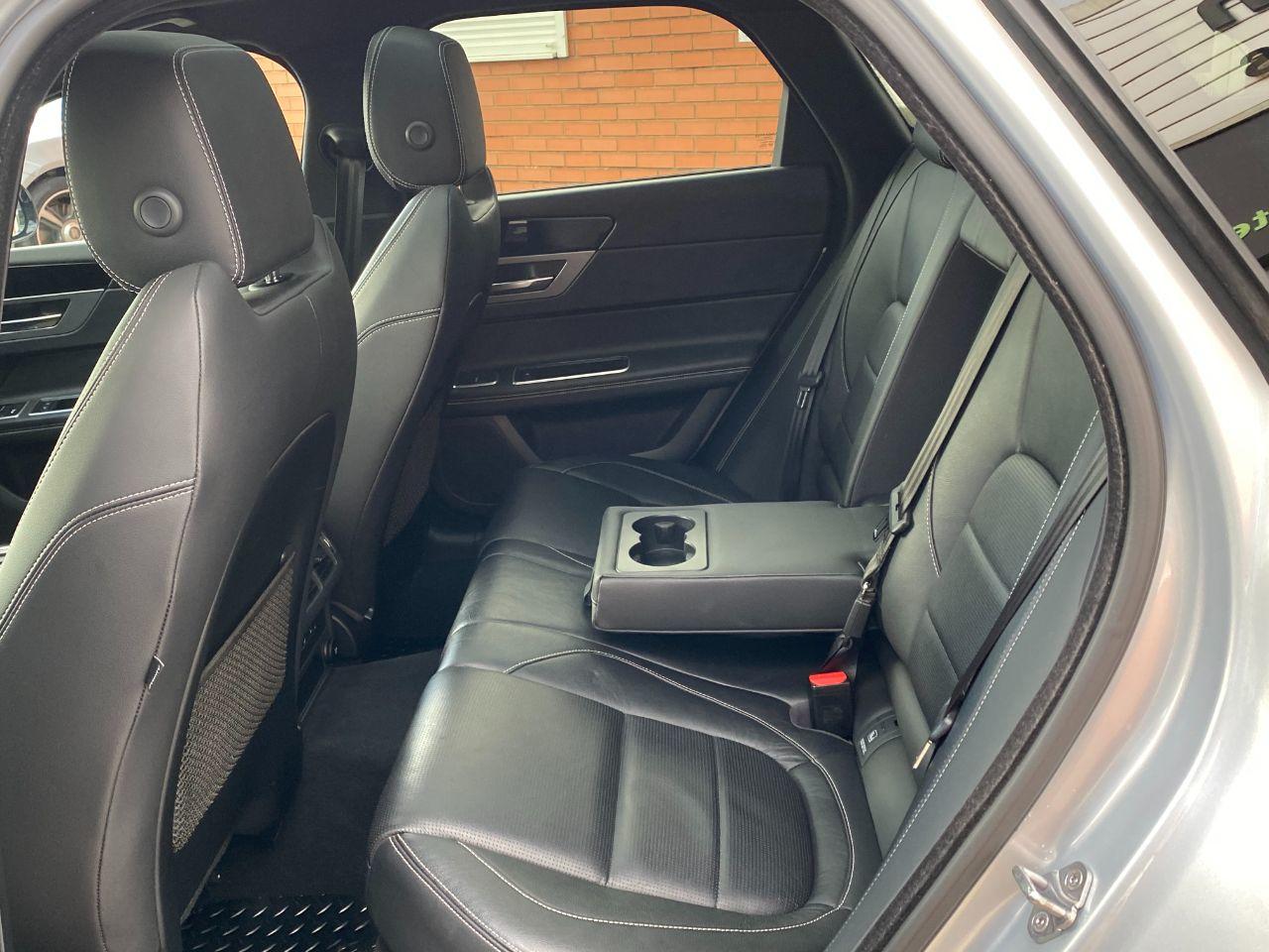 Jaguar XF Sportbrake 2.0d D240 R-Sport 5dr Auto AWD 240PS Estate Diesel Indus Silver Metallic