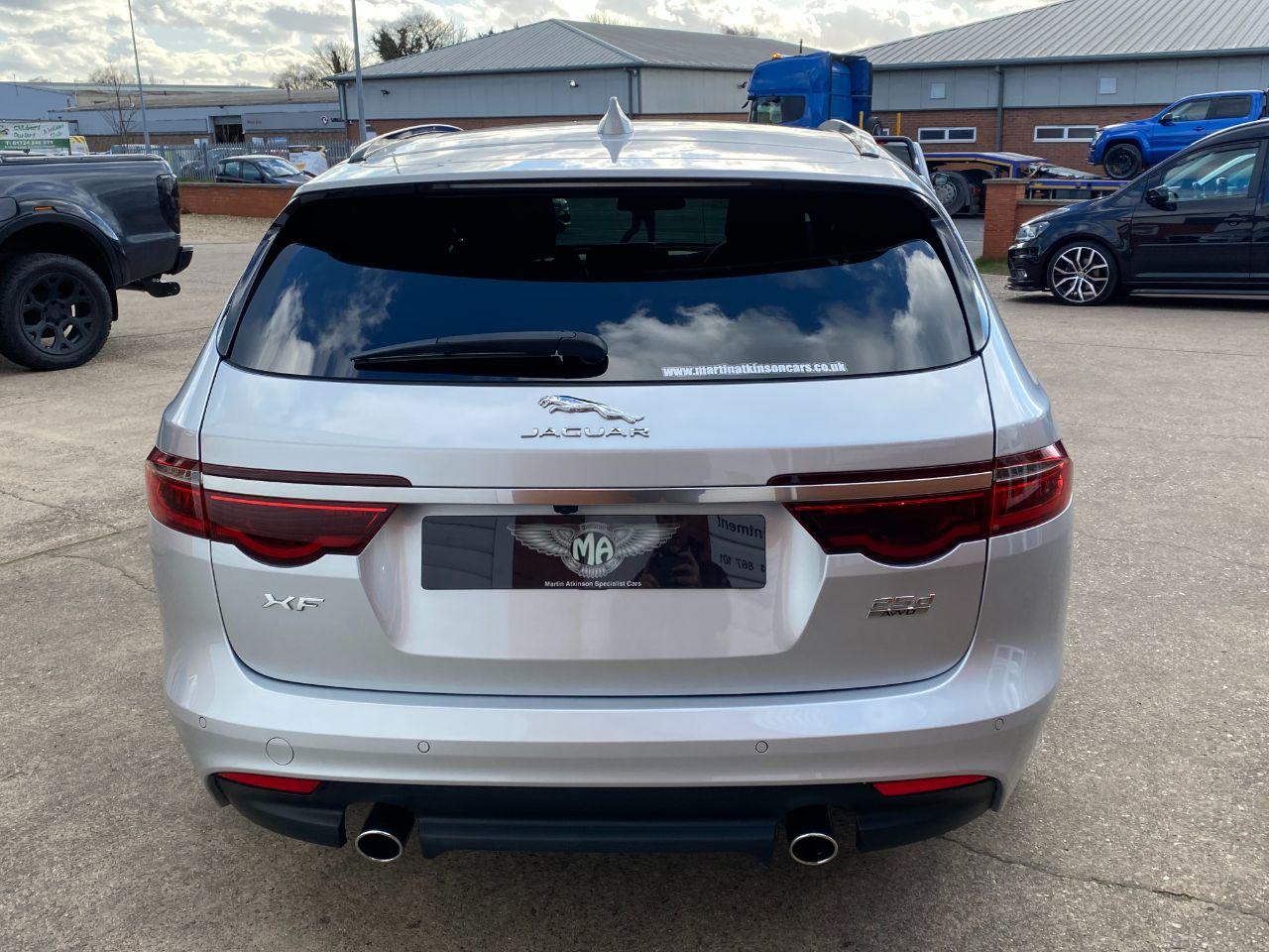 Jaguar XF Sportbrake 2.0d D240 R-Sport 5dr Auto AWD 240PS Estate Diesel Indus Silver Metallic