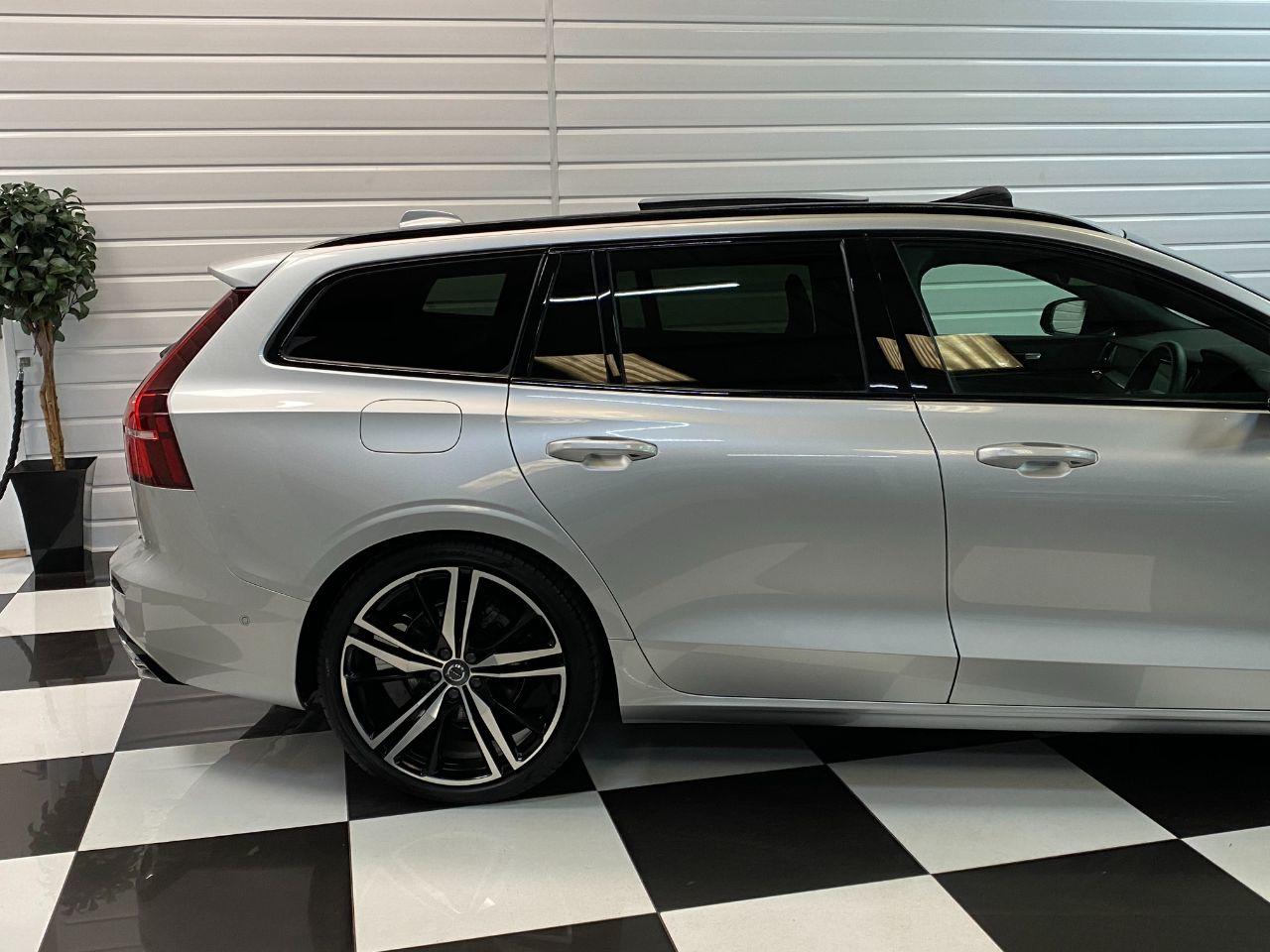 Volvo V60 2.0 D4 R-Design Pro 5dr 190 Auto Estate Diesel Silver