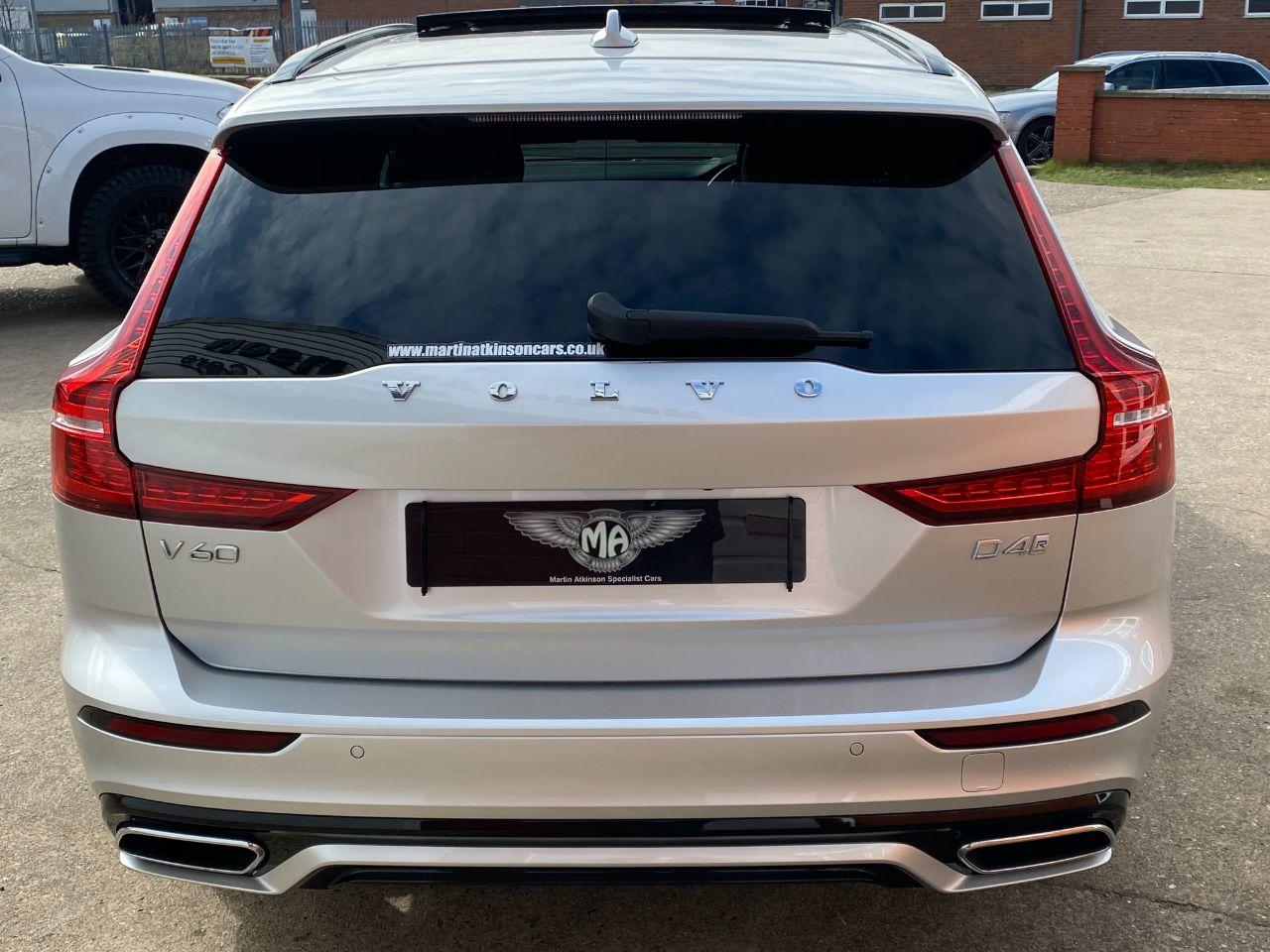 Volvo V60 2.0 D4 R-Design Pro 5dr 190 Auto Estate Diesel Silver