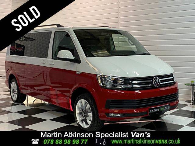 Volkswagen Caravelle 2.0 150ps LWB DSG Generation 6 replica Minibus Diesel Red/white