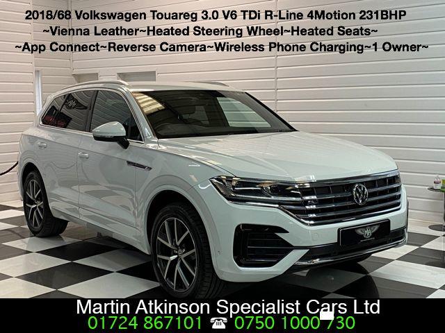 Volkswagen Touareg 3.0 V6 TDi R-Line 4Motion 231BHP Automatic Estate Diesel Candy White