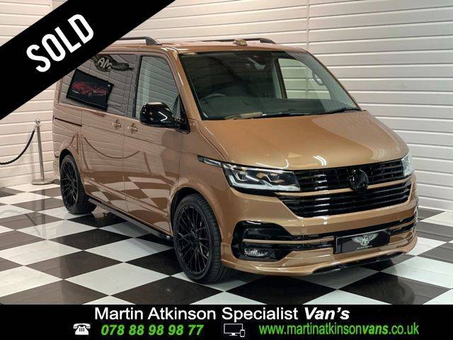 Volkswagen Caravelle 2.0 BiTDi Executive 199 5dr DSG Minibus Diesel Copper Bronze