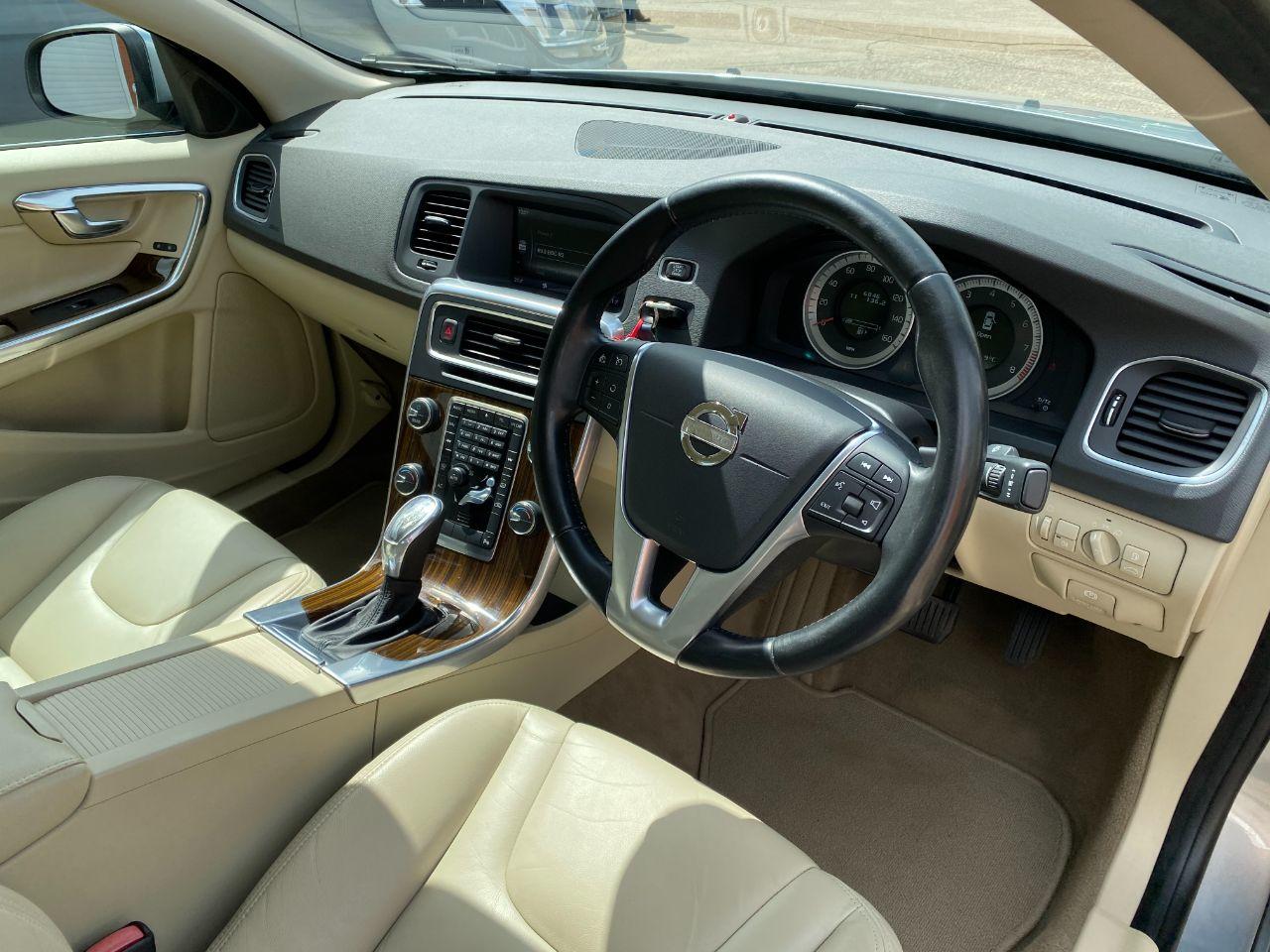 Volvo S60 2.0 T5 SE Lux Nav 4dr Powershift Automatic 240BHP Saloon Petrol Electric Premium Silver Metallic