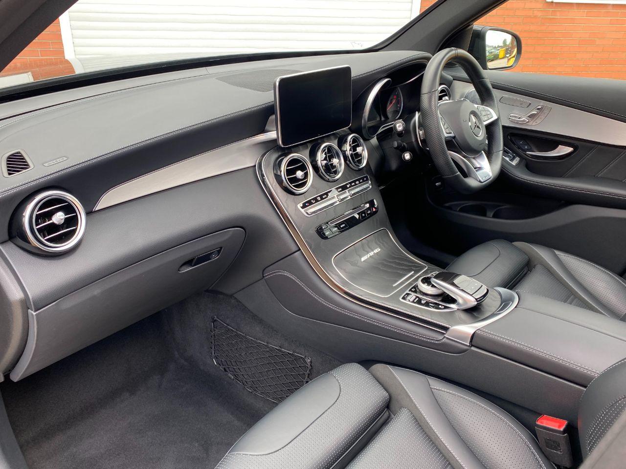 Mercedes-Benz GLC GLC63 4.0 V8 4Matic Premium 5dr 9G-Tronic Estate Petrol Obsidian Black Metallic
