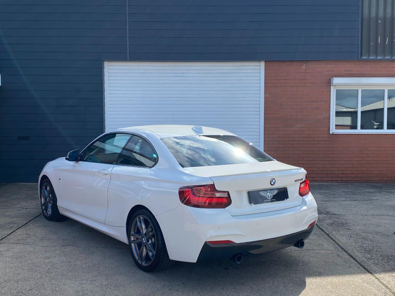 BMW 2 Series 3.0 M240i 2dr Automatic Coupe Petrol Alpine White