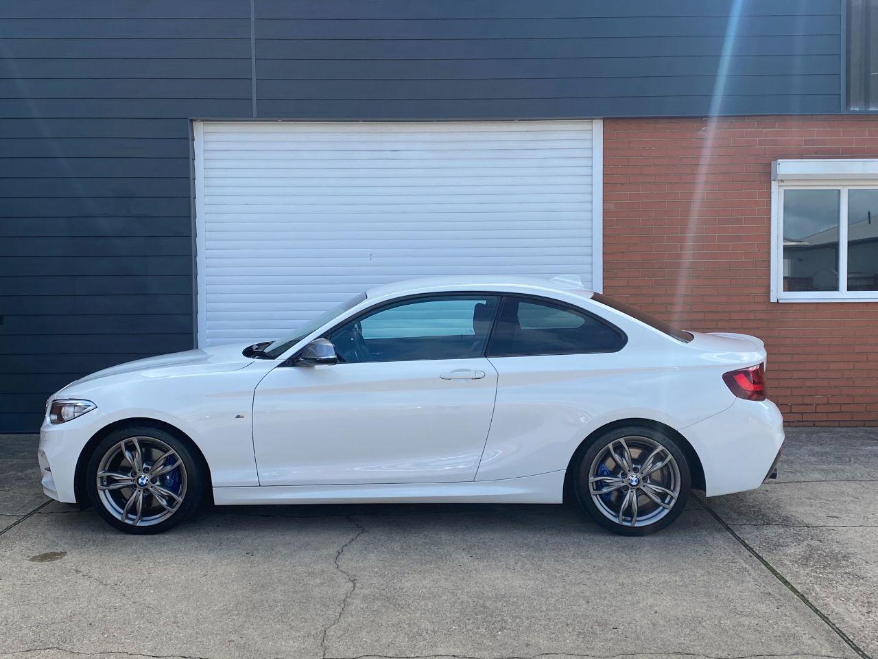 BMW 2 Series 3.0 M240i 2dr Automatic Coupe Petrol Alpine White