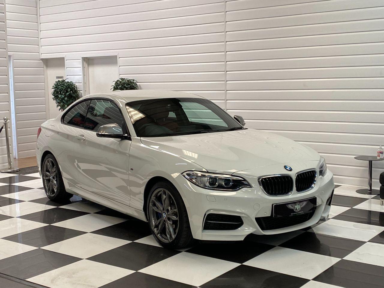 BMW 2 Series 3.0 M240i 2dr Automatic Coupe Petrol Alpine White