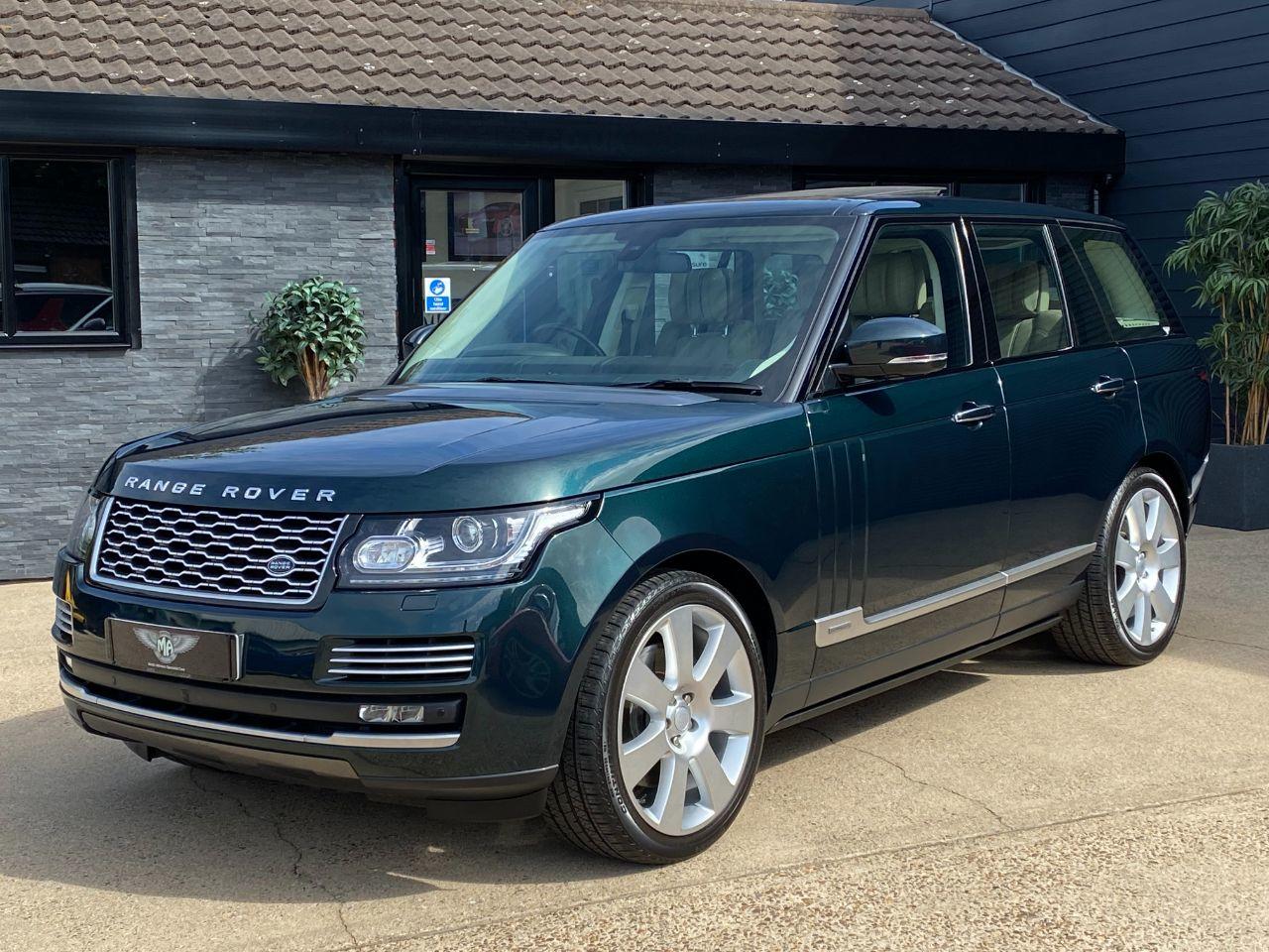 Land Rover Range Rover 5.0 V8 Supercharged Autobiography 4dr Auto Estate Petrol Aintree Green Metallic