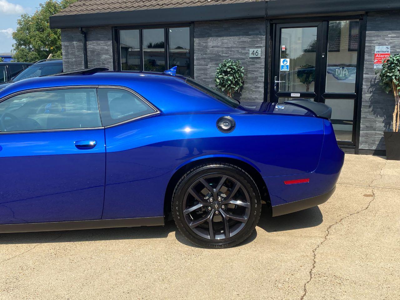 Dodge Challenger 5.7 V8 Hemi R/T 375BHP Coupe Coupe Petrol Indigo Blue Metallic