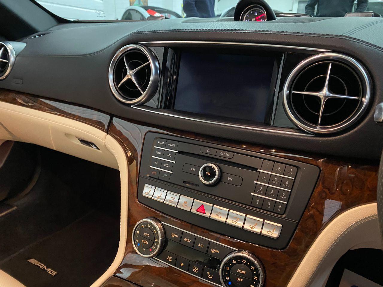 Mercedes-Benz SL Class SL500 4.7 V8 AMG Line 2dr 9G-Tronic Convertible Petrol Designo Hyacinth Red Metallic